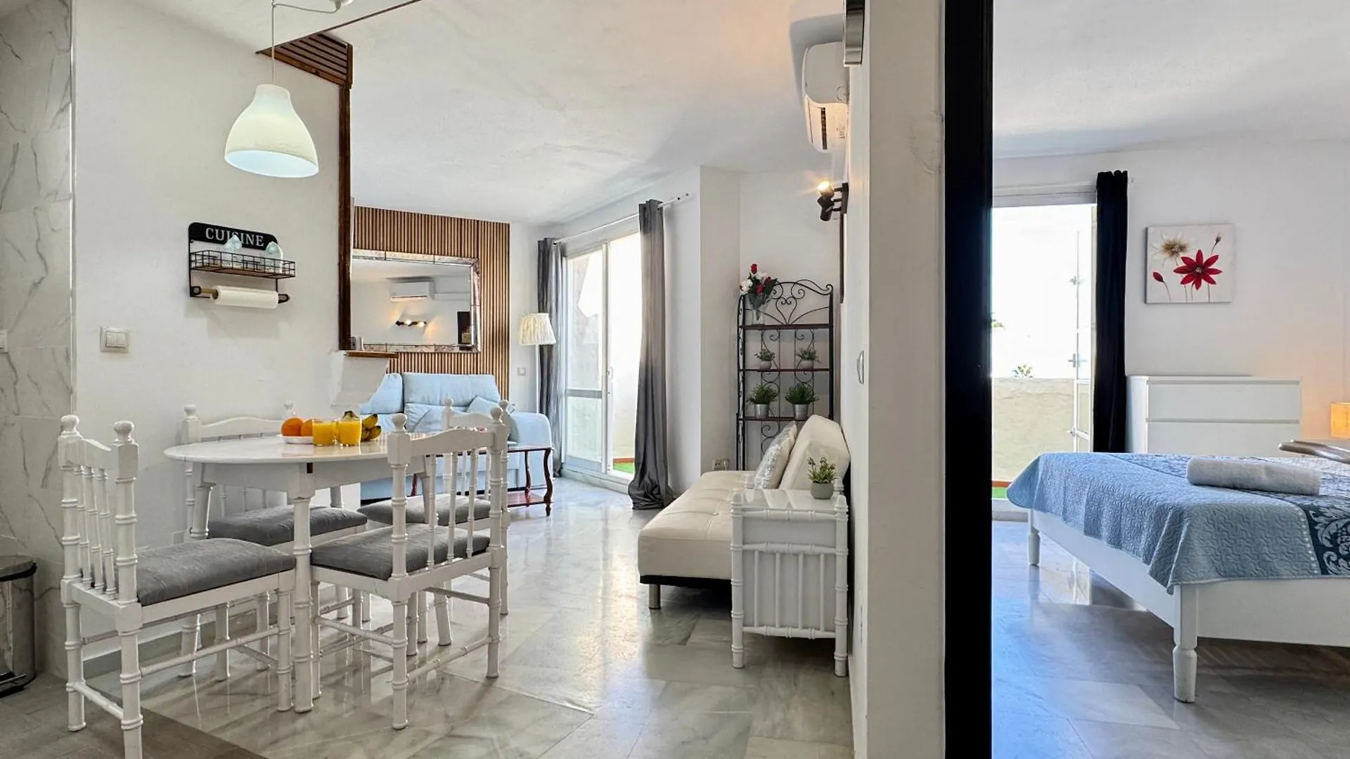 Atico En El Puerto Deportivo De Benalmadena Apartment