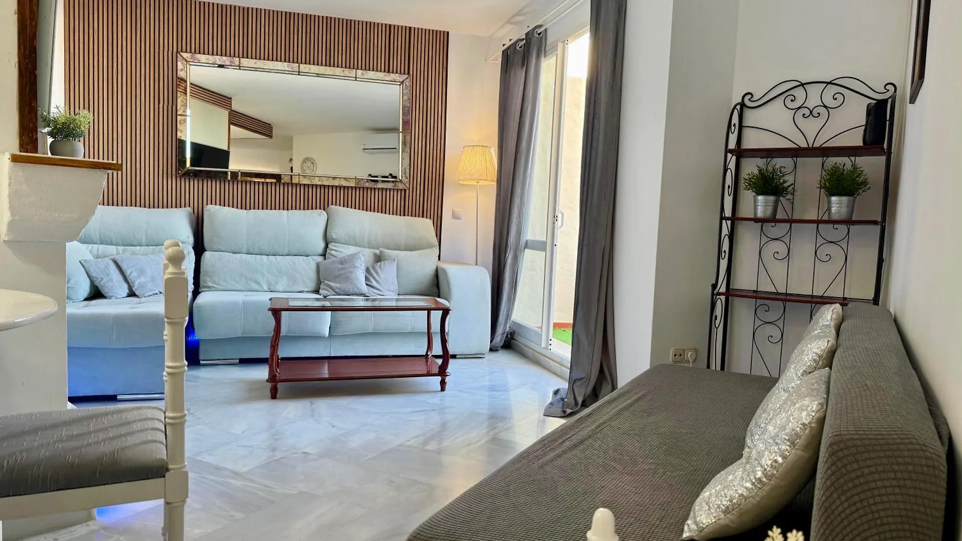 Atico En El Puerto Deportivo De Benalmadena Apartment Spain